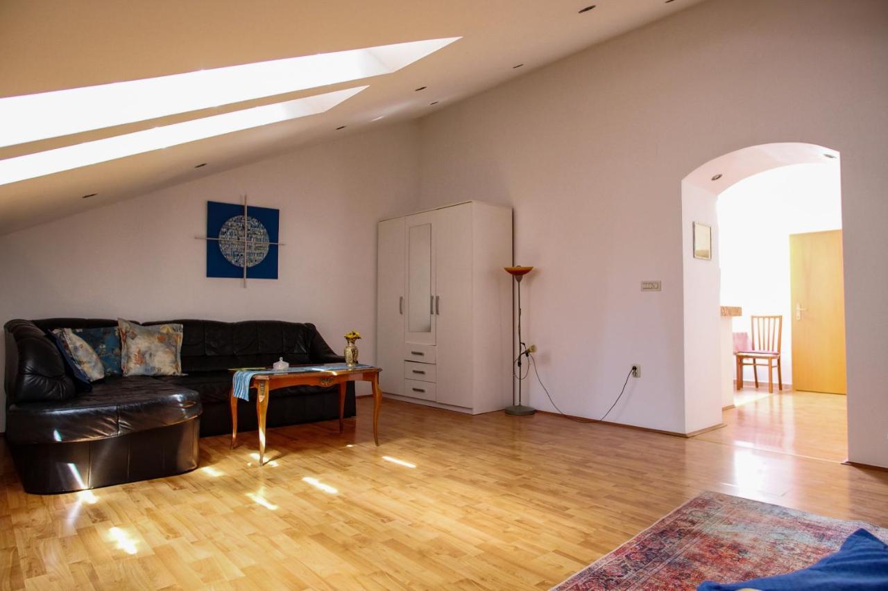 Amu Apartment Pula Exterior foto