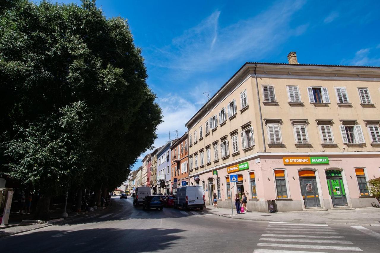 Amu Apartment Pula Exterior foto
